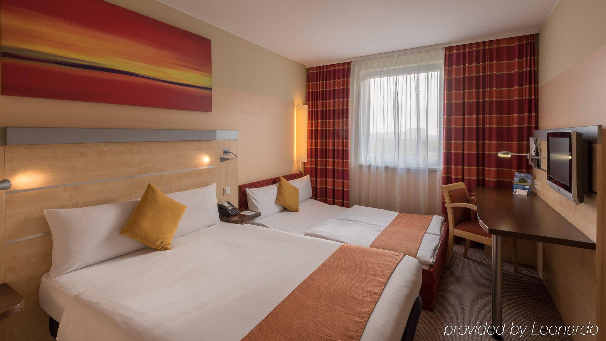 Holiday Inn Express Munich Airport Schwaig bei Nürnberg Exteriér fotografie
