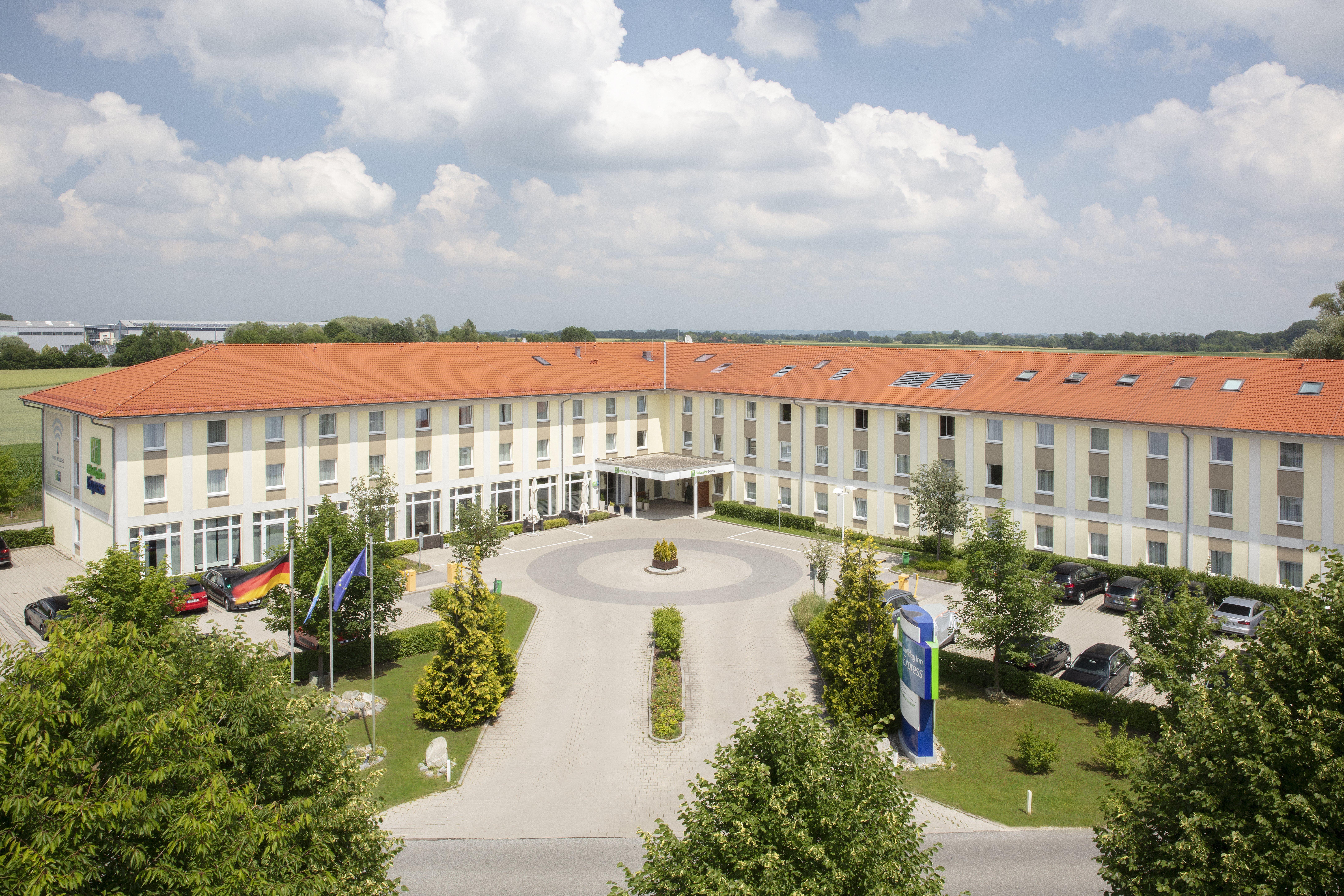 Holiday Inn Express Munich Airport Schwaig bei Nürnberg Exteriér fotografie